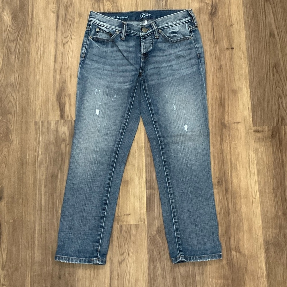 Loft Boyfriend Cropped Jeans. Size 24/00P